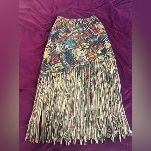 Casalee Comic Fringe Skirt — size M - Picture 2 of 3